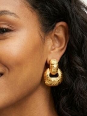 Oscar De La Renta Gold  Geometric Earrings